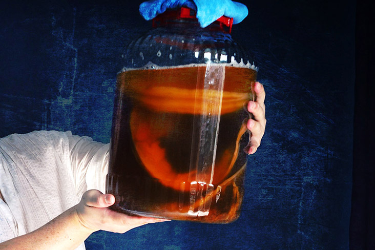 Zi You Shiu00c2u00b2 believes in making food with a difference: Guess whatu00e2u20acu2122s inside this jar? u00e2u20acu201d Pictures courtesy of Zi You Shiu00c2u00b2