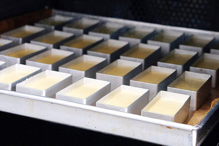 Rectangular tart moulds offer a different look from the usual round or oval shaped pineapple tarts.