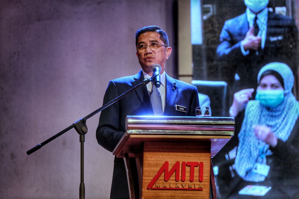 Minister of International Trade and Industry (Miti) Datuk Seri Azmin Ali addresses staff during the monthly assembly at Menara Miti, Kuala Lumpur March 10, 2021. u00e2u20acu201d Picture by Ahmad Zamzahuri