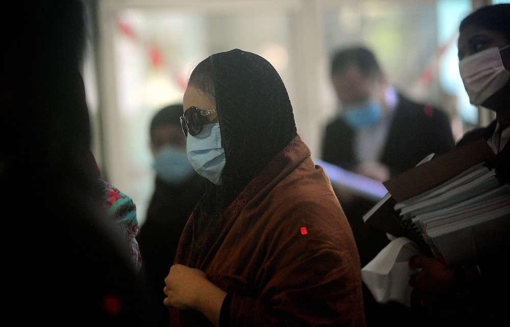 Samirah Muzaffar arrives for the murder trial of Cradle Fund chief executive officer Nazrin Hassan at the High Court in Shah Alam March 22, 2021. u00e2u20acu201d Bernama pic