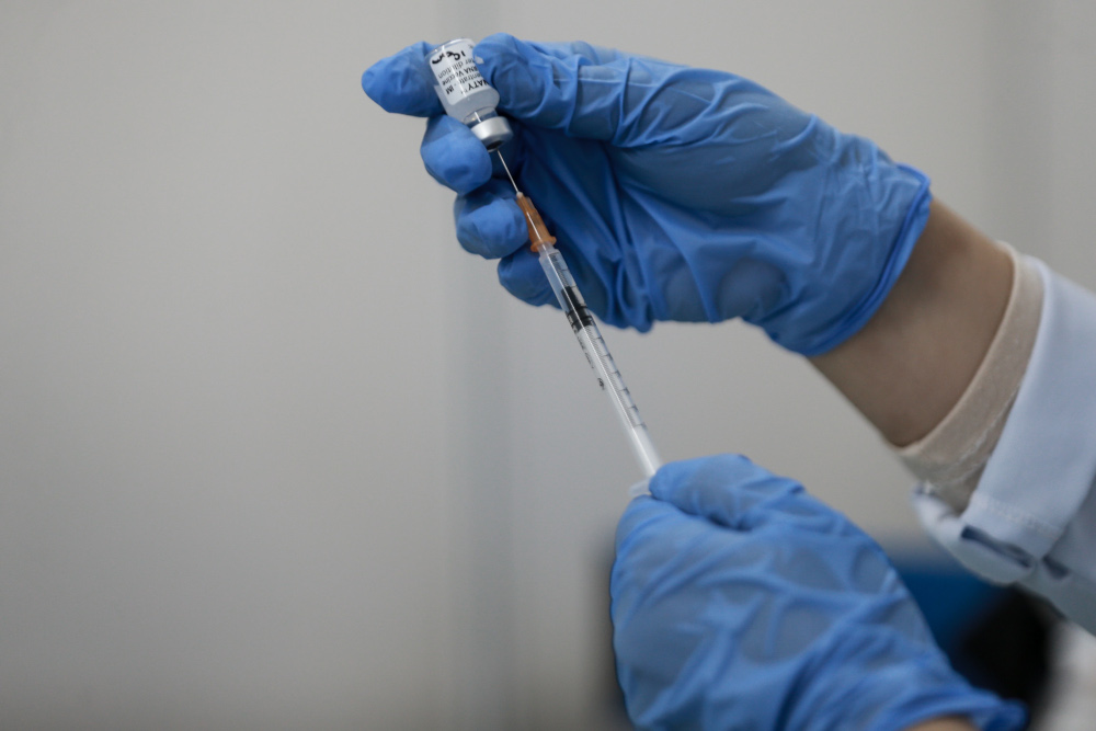 Covid 19 vaccine immunisation programme for frontliners of low risk quarantine and treatment staff at  Malaysia Agro Exposition Park Serdang (MAEPS) March 5, 2021. u00e2u20acu201d Picture by Ahmad Zamzahuri