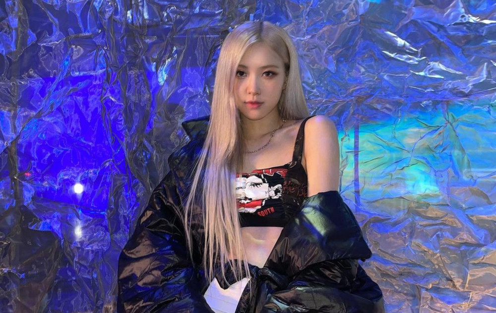 Rose said it’s a completely different experience having to perform a song without the support of her fellow Blackpink members. — Picture via Instagram/roses_are_rosie/