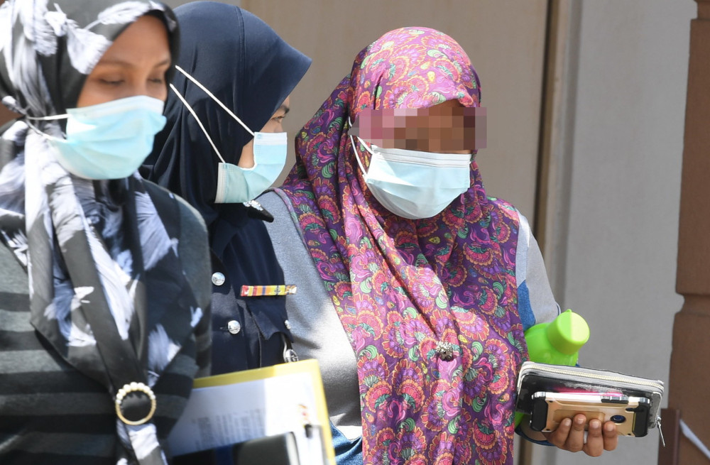 A babysitter is in police custody to assist in police investigations after a toddler died during a bath in Permatang Damar Laut, Batu Maung, March 3, 2021. u00e2u20acu201d Bernama pic 