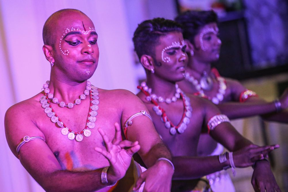 u00e2u20acu02dcTriple Frontiersu00e2u20acu2122 celebrates the works of three female dancemakers and it is also the first time Sutra Foundation is staging works by female gurus. u00e2u20acu201d Picture by Hari Anggara 