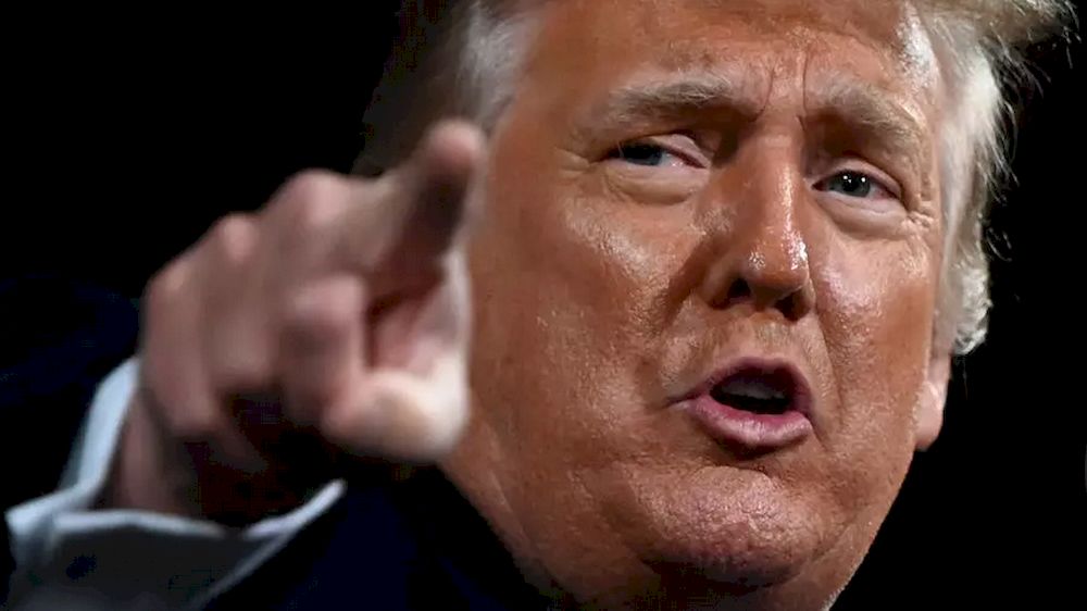 Former US president Donald Trump lashed out at two of the countryu00e2u20acu2122s leading figures in the coronavirus battle after they criticised his handling of the pandemic. u00e2u20acu201d AFP file pic