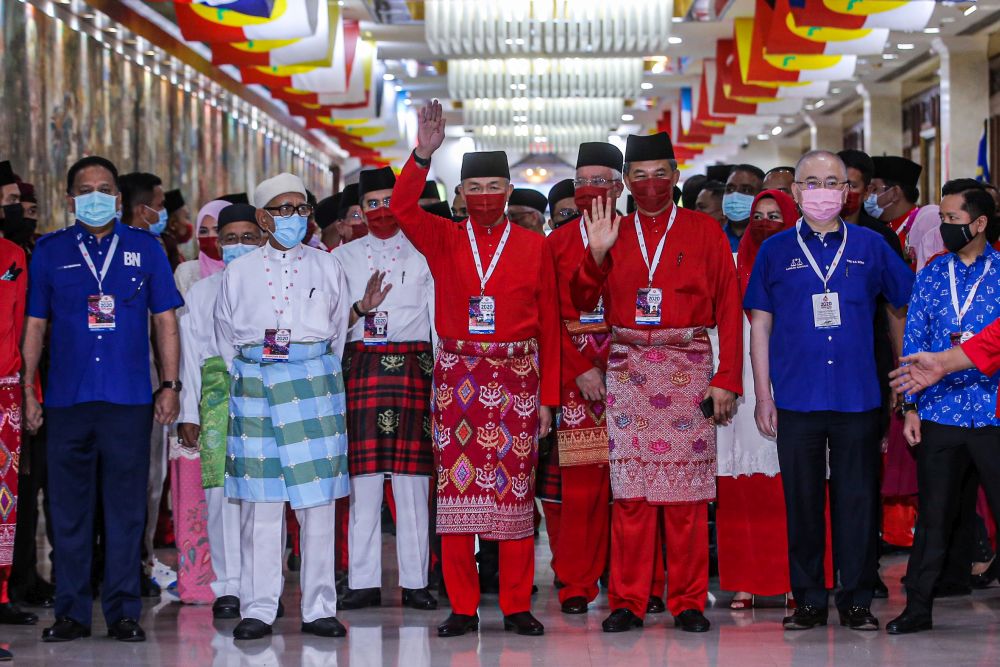 Umno president Datuk Seri Ahmad Zahid Hamidi waves at reporters at the World Trade Centre Kuala Lumpur March 28, 2021. u00e2u20acu201d Picture by Hari Anggara
