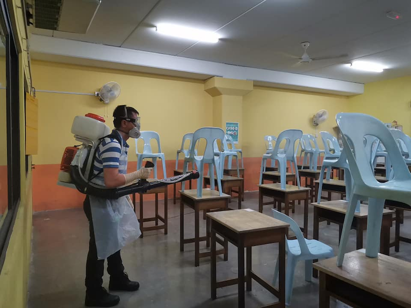 Sanitisation work has been carried out at SJK Khai Chee in Jalan Segambut, Kuala Lumpur after two pupils had been diagnosed with Covid-19. u00e2u20acu201d Photo via Facebook/ Daniel Ling Sia Chin