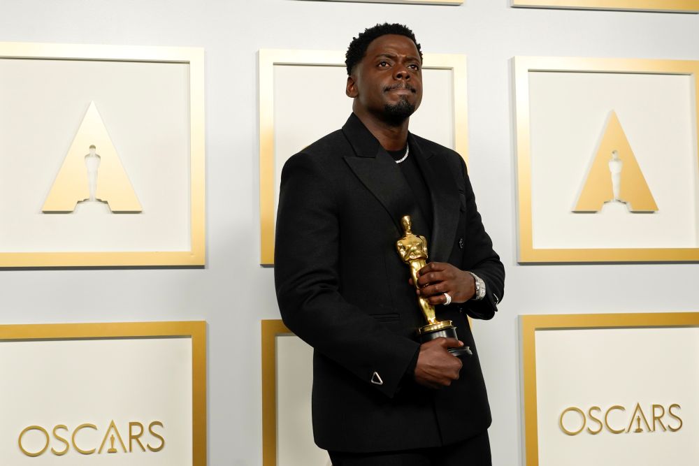 Daniel Kaluuya, winner of the Award for Best Actor in a Supporting Role for u00e2u20acu02dcJudas and the Black Messiahu00e2u20acu2122 poses in the press room at the Oscars during the 93rd Academy Awards in Los Angeles April 25, 2021. u00e2u20acu201d Reuters picnn
