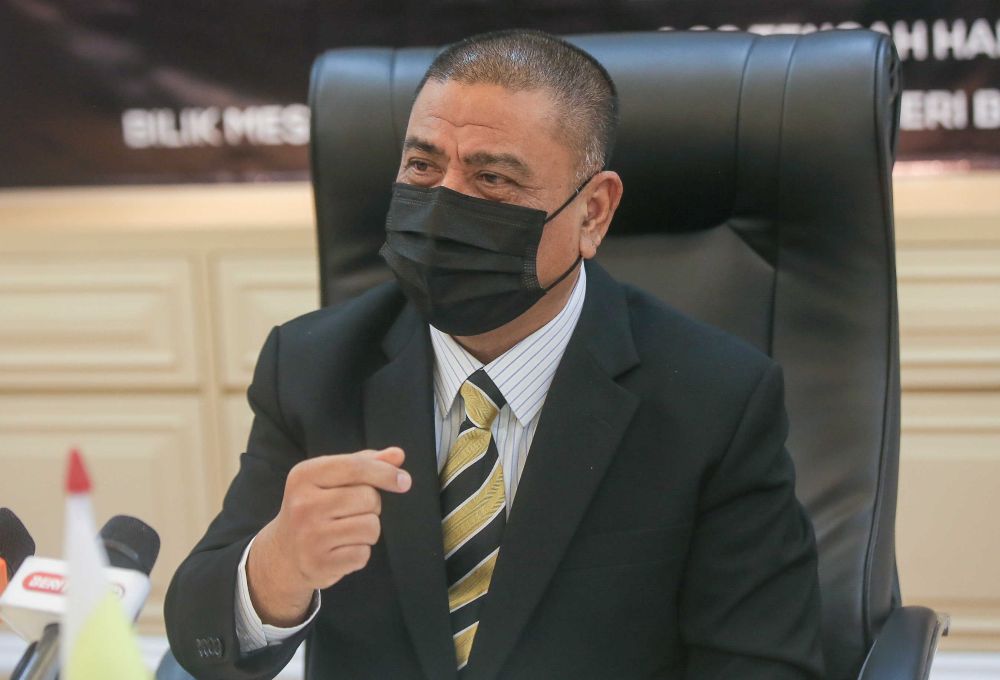 Perak Mentri Besar Datuk Saarani speaks during a press conference at the Mentri Besaru00e2u20acu2122s office in Ipoh April 21, 2021. u00e2u20acu201d Picture by Farhan Najib