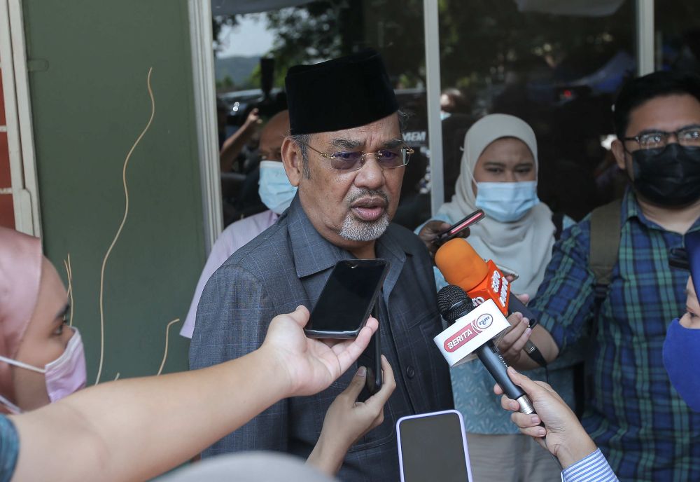 Datuk Seri Tajuddin Abdul Rahman speaks to the members of the press after attending the launch of Taj International Collegeu00e2u20acu2122s TT Hall in Ipoh April 14, 2021. u00e2u20acu201d Picture by Farhan Najibnn
