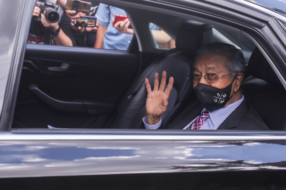 Former prime minister Tun Dr Mahathir Mohamad arrives at Istana Negara gate 3 to give a memorandum seeking the end of the Emergency proclamation at Istana Negara, April 20, 2021. u00e2u20acu2022 Picture by Hari Anggara