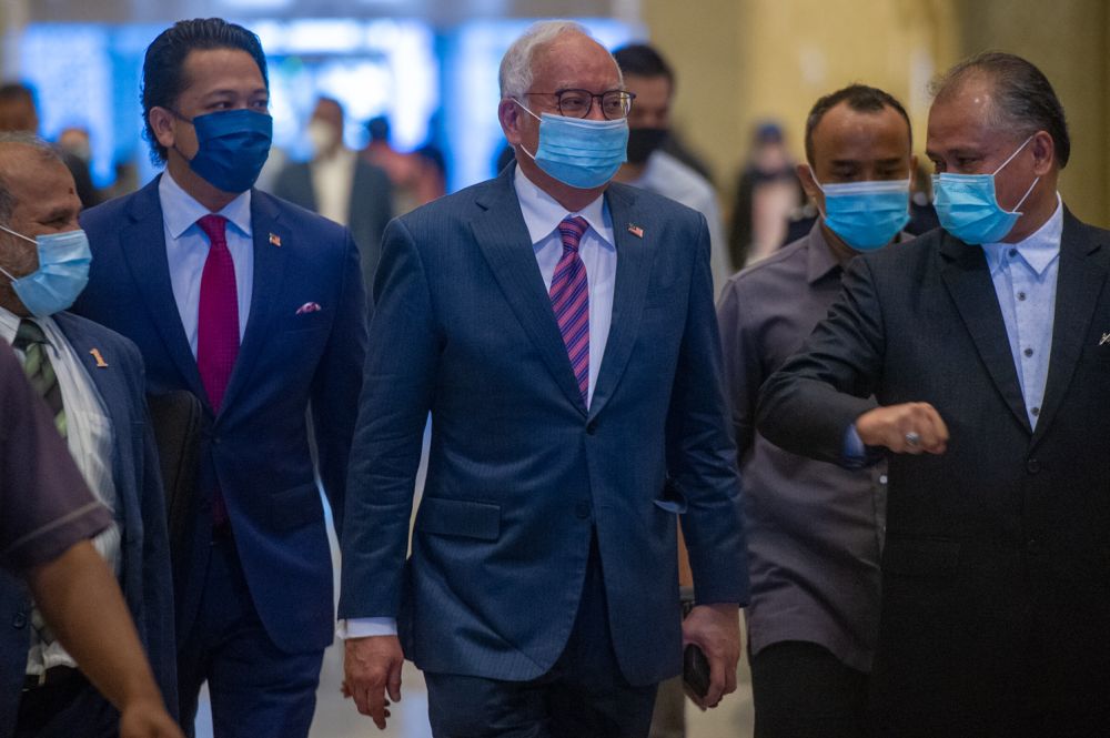 Datuk Seri Najib Razak arrives at the Court of Appeal in Putrajaya April 22, 2021. u00e2u20acu201d Picture by Shafwan Zaidonnn