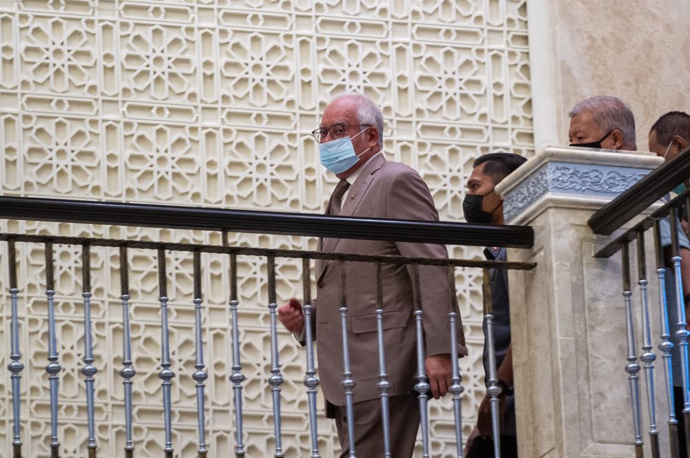 Datuk Seri Najib Tun Razak arrives at the Court of Appeal, Putrajaya on April 5, 2021. u00e2u20acu201d Picture by Shafwan Zaidon