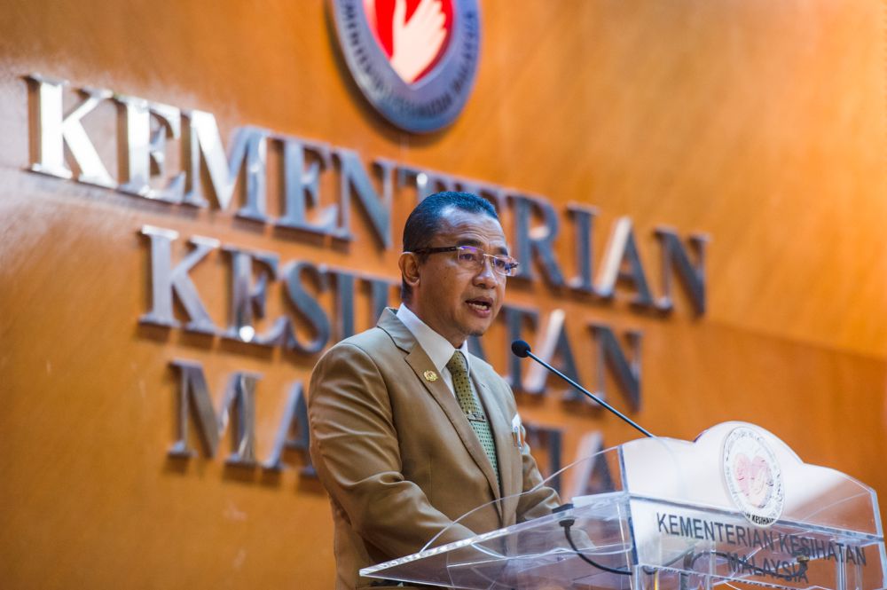 Datuk Dr Noor Azmi Ghazali delivers his speech during launch of phase three of the Health Ministryu00e2u20acu2122s smoking cessation programme, mQuit  in Putrajaya April 28, 2021. u00e2u20acu201d Picture by Shafwan Zaidon