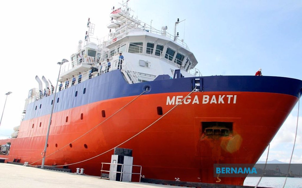 Royal Malaysian Navyu00e2u20acu2122s MV Mega Bakti arrived in Bali waters on April 25, 2021 to participate in the search operation for the Indonesian Navyu00e2u20acu2122s submarine that had been missing since last Wednesday. u00e2u20acu201d Picture via Twitter/Bernama