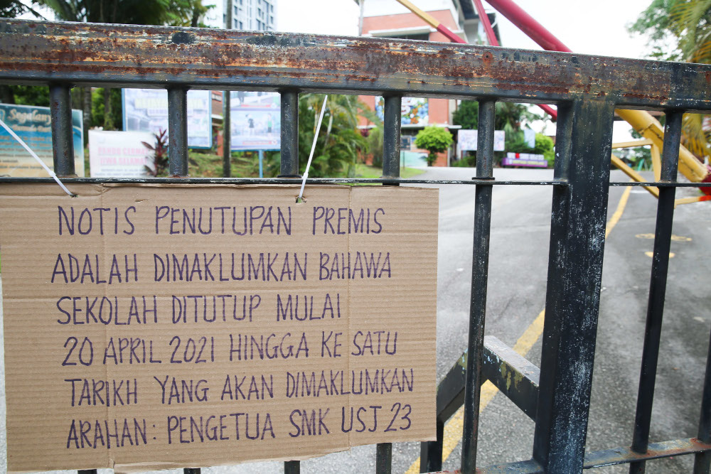 SMK USJ 23, one of the 19 schools that were ordered to close down on April 20, 2021 for disinfection and close contact tracing following the discovery of several cases of Covid-19. u00e2u20acu201d Picture by Choo Choy May