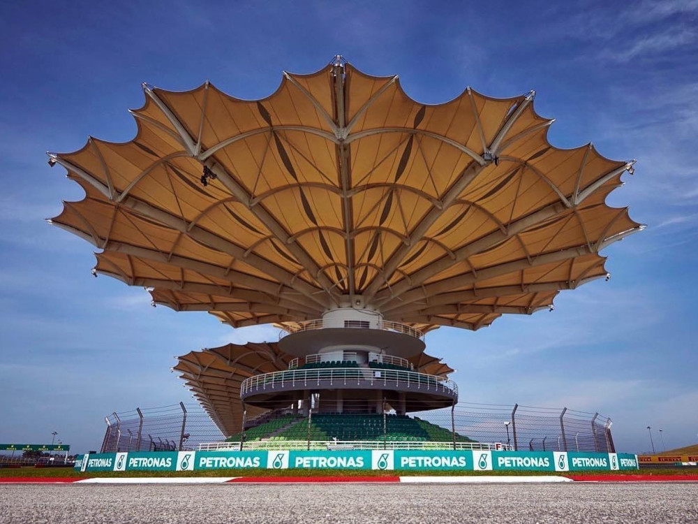 The decision was taken after the ministry met with SIC chief executive officer Azhan Shafriman Hanif as well as MUSC Motorsports and Motorsports Association of Malaysia representatives regarding the incident. u00e2u20acu201d Picture from Facebook/Sepang Circuit