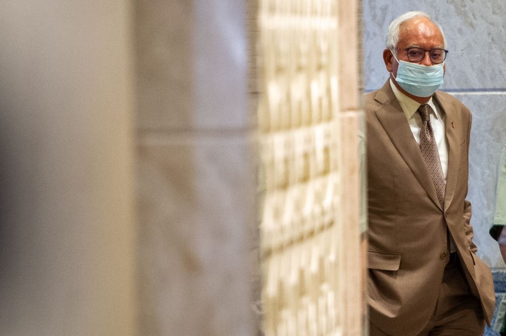 Datuk Seri Najib Tun Razak arrives at the Court of Appeal, Putrajaya on April 5, 2021. u00e2u20acu201d Picture by Shafwan Zaidon