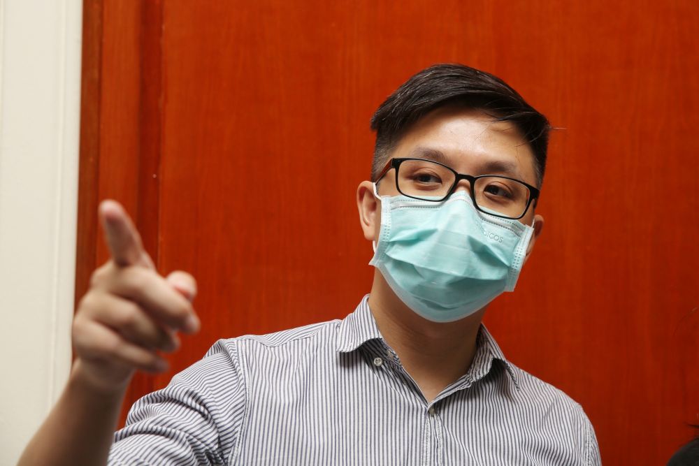 Lawyer New Sin Yew noted the constitutional provision of Article 43(2) that requires a prime minister to have majority support. — Picture by Choo Choy May