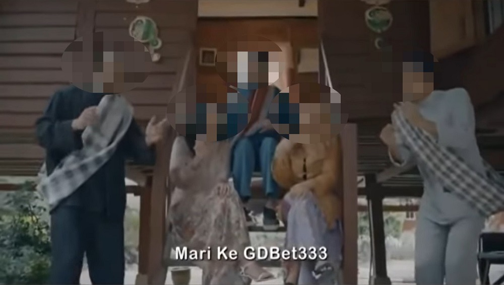 The now-viral clip received backlash for its insensitive message of promoting gambling to Muslims. u00e2u20acu2022 Screengrab via Twitter/@Pelabur_Bijak