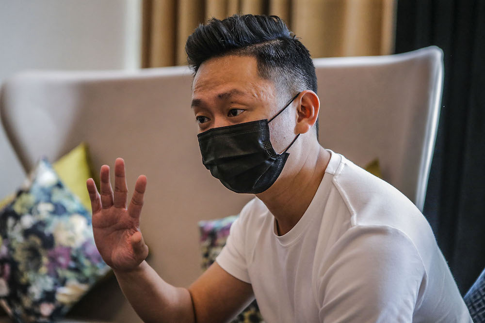 Datuk Wong Sai Wan’s son, Wong Chee Mun speaks to Malay Mail at Xiao En Centre in Cheras, Kuala Lumpur May 15, 2021. ― Picture by Hari Anggara