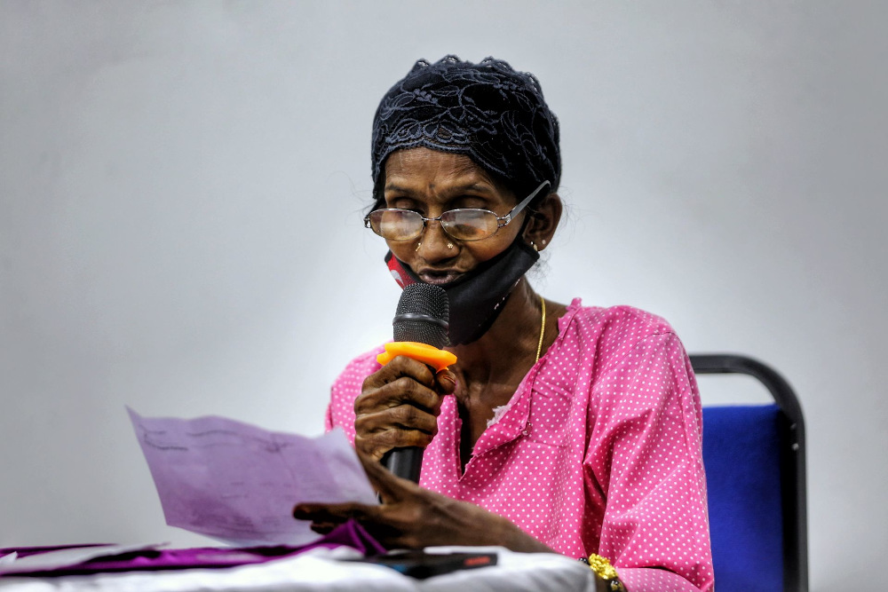 Rosni Kassim tries to fight back tears as she speaks about her son’s condition. — Picture by Ahmad Zamzahuri