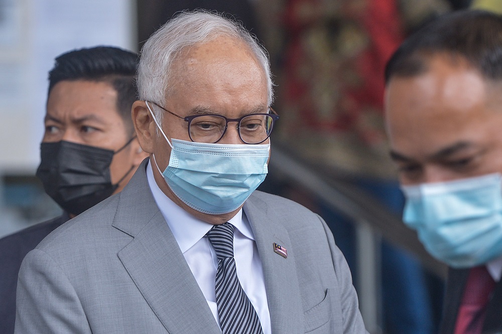 Former prime minister Datuk Seri Najib Razak leaves the High Court in Kuala Lumpur May 17,2021. u00e2u20acu201d Picture by Miera Zulyana