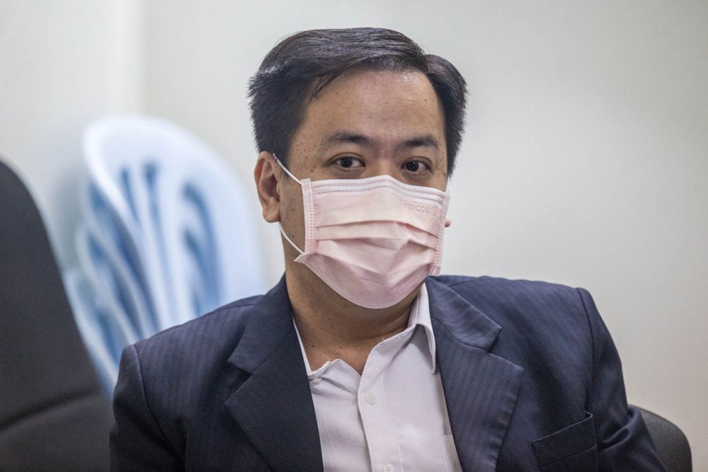 Lawyer Keppy Wong speaks during a press conference in Ampang May 5, 2021. — Picture by Firdaus Latif