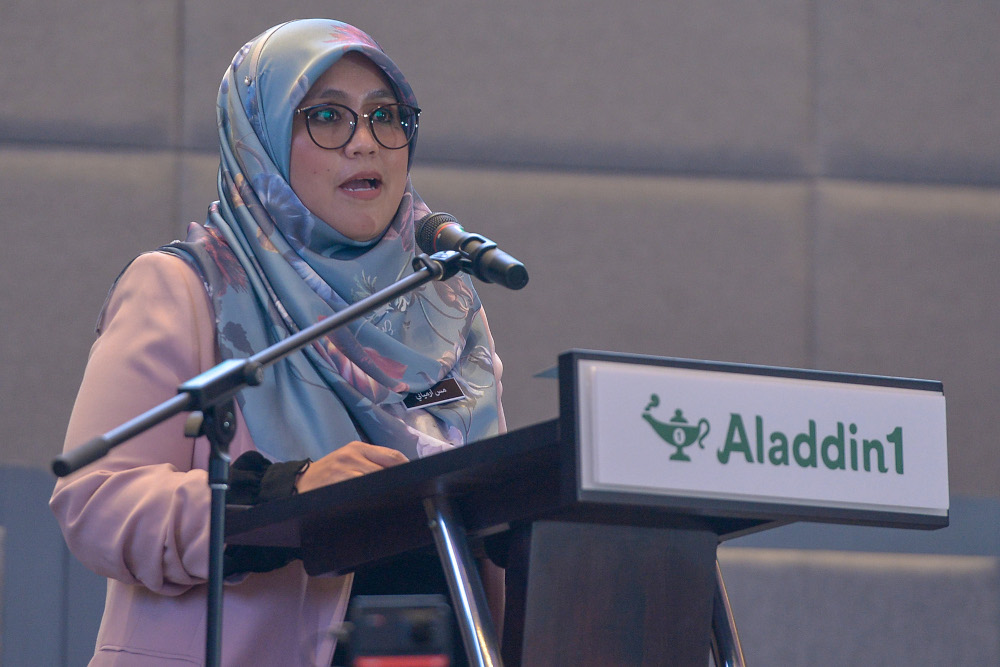 Entrepreneur Development and Cooperatives Deputy Minister Datuk Mas Ermieyati Samsudin speaks during the launch of Aladdin1 Malaysia in Damansara, May 5, 2021. u00e2u20acu201d Picture by Miera Zulyana