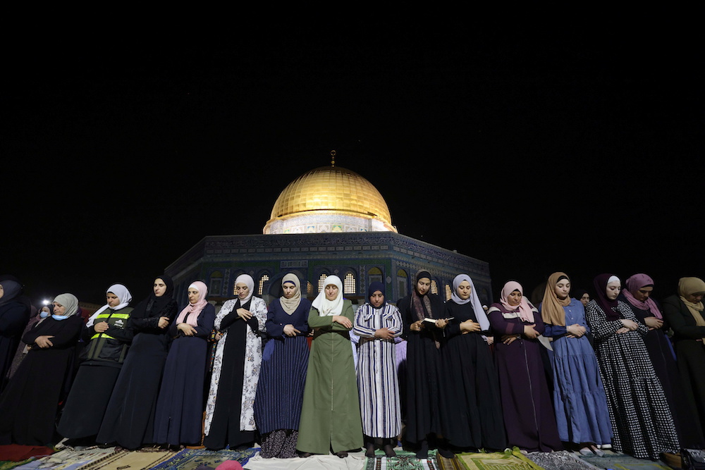 Palestinians pray on Laylat al-Qadr during the holy month of Ramadan, at the compound that houses Al-Aqsa Mosque, known to Muslims as Noble Sanctuary and to Jews as Temple Mount, in Jerusalemu00e2u20acu2122s Old City, May 8, 2021. u00e2u20acu2022 Reuters pic nn