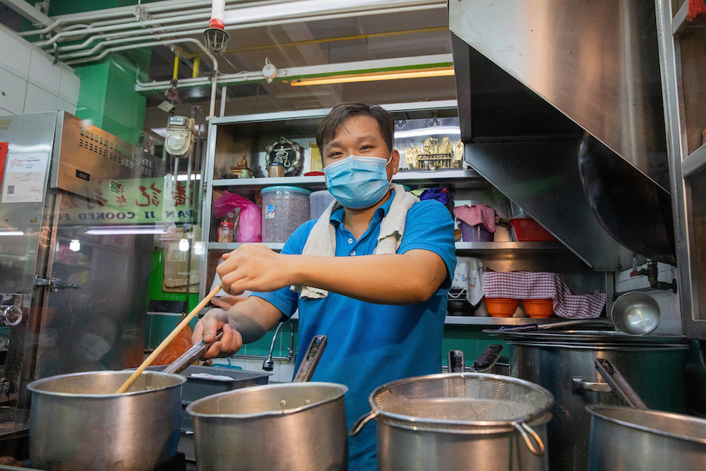 The Ministry of Finance announced on Friday (May 28) that hawkers would be part of the group of workers who will receive an additional one-off support under the Covid-19 Recovery Grant (Temporary). — Photo by Raj Nadarajan for TODAY