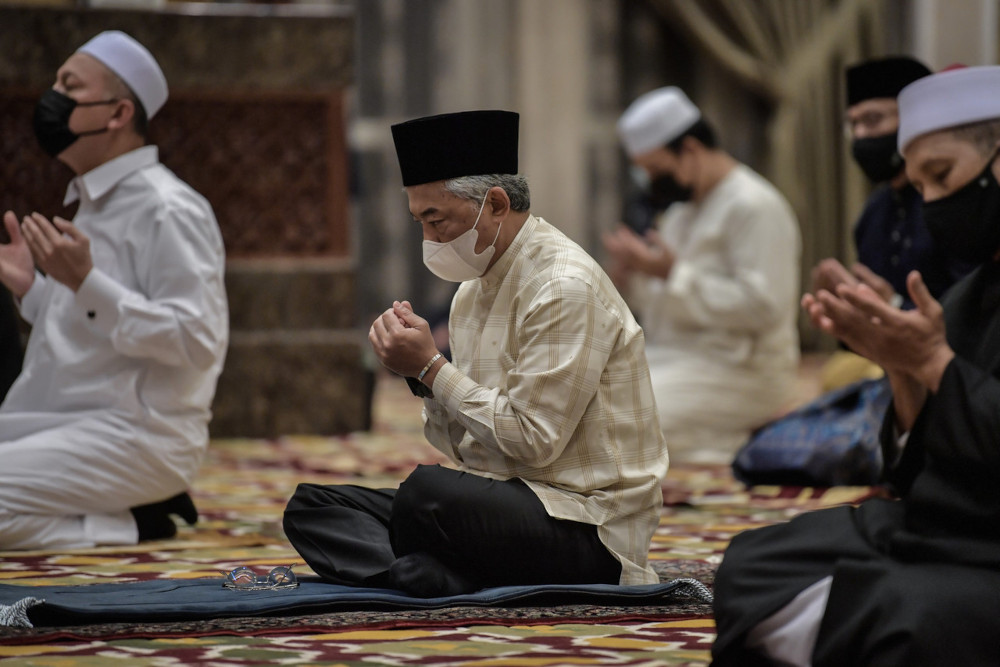 The King performing the hajat prayer at the main surau of Istana Negara, May 17, 2021. u00e2u20acu201d Bernama pic 