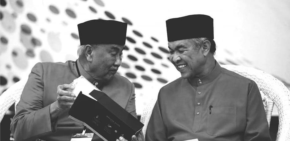 Umno president Datuk Seri Ahmad Zahid Hamidi took to Facebook to share news of Rizuan Abdul's passing.  