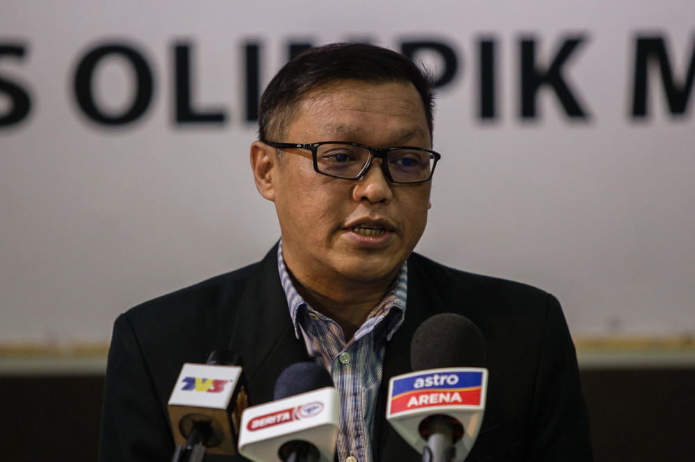 Malaysian Tenpin Bowling Confederation (MTBC) secretary-general Maradona Chok said that after a Podium Programme squad coach tested positive on Friday, the team immediately underwent swab tests and quarantine. u00e2u20acu201d Bernama pic 