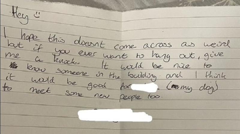 A neighbour left a note offering their shoulder to Harry Joe after hearing him cry during a karaoke session. u00e2u20acu2022 Picture via Twitter/@_harry_96