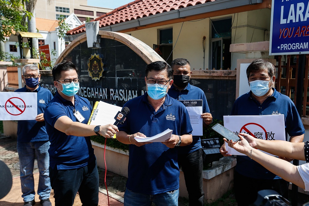 Penang Gerakan complaints bureau chief Hu00e2u20acu2122ng Khoon Leng speaks to reporters in George Town May 4, 2021. u00e2u20acu2022 Picture by Sayuti Zainudin