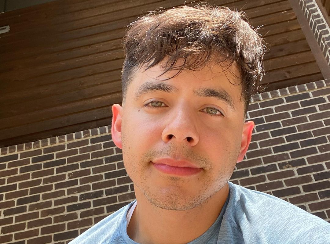 Archuleta hopes to bring comfort to people of faith who may be struggling with their gender or sexual identity. u00e2u20acu201d Picture via Instagram/davidarchie