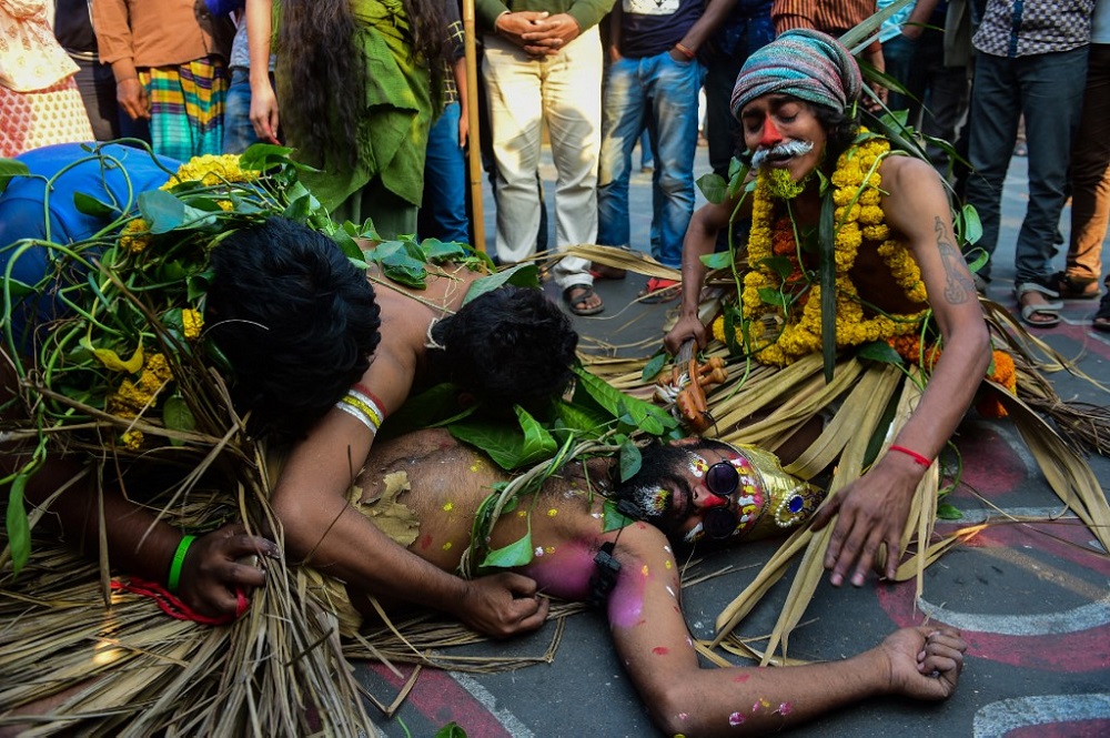 Environmental activists protest against the Rampal coal-fired power plant project near the Sundarbans, in Dhaka on January 7, 2017. u00e2u20acu201d AFP pic