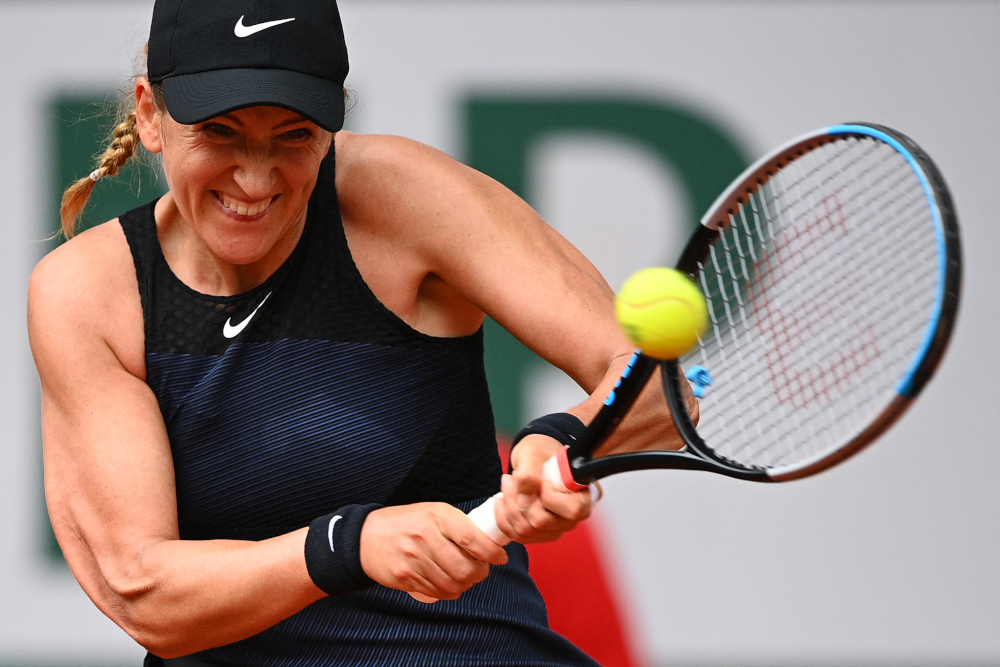 Belarusu00e2u20acu2122 Victoria Azarenka returns the ball to Madison Keys of the US during their womenu00e2u20acu2122s singles third round tennis match on Day 6 of The Roland Garros 2021 French Open tennis tournament in Paris June 4, 2021. u00e2u20acu201d AFP picnn