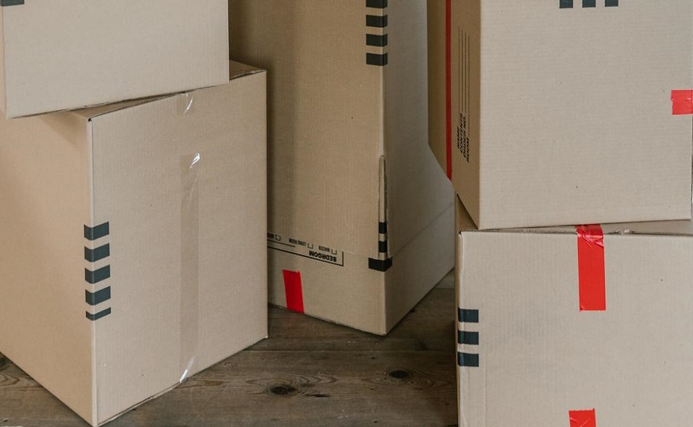 House movers at Ko Kyung Hou00e2u20acu2122s home were not aware that he was serving his stay-home notice and were told by enforcement officers to stop work. u00e2u20acu201d Pexel pic