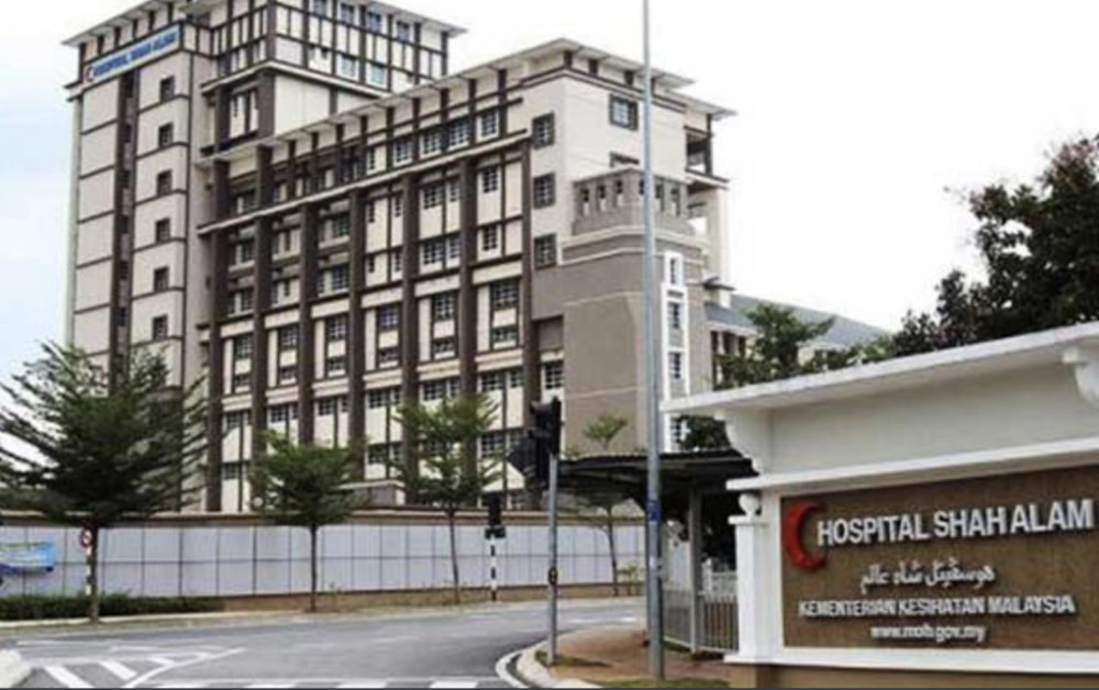 Shah Alam Hospital will now only receive non- Covid-19 cases while pandemic cases would only be attended at the emergency department level. u00e2u20acu2022 Picture from Twitter/bernamadotcom