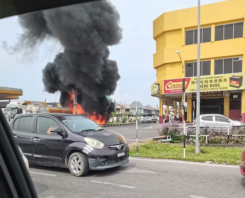 Photo circulated on WhatsApp shows the fire at the petrol station.