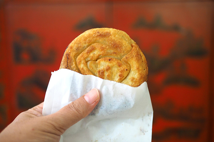 Grab one or two Hakkapow for a quick snack or to eat with your noodle meal