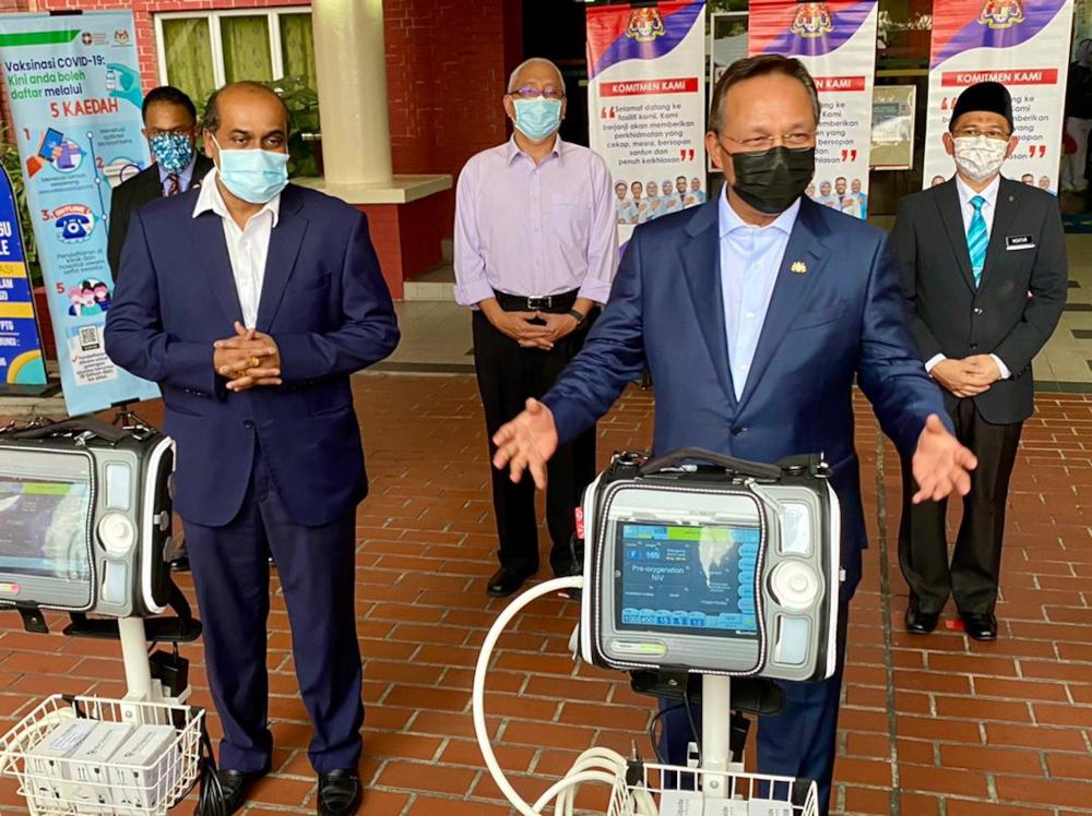 Johor Mentri Besar Datuk Hasni Mohammad after the handing over ceremony of ventilators at the Sultanah Aminah Hospital (HSA) in Johor Baru, July 7, 2021 u00e2u20acu201d Picture by Ben Tan