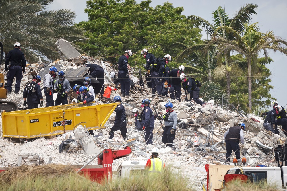Search-and-rescue efforts resume the day after the managed demolition of the remaining part of Champlain Towers South complex in Surfside, Florida July 5, 2021. u00e2u20acu2022 Reuters pic