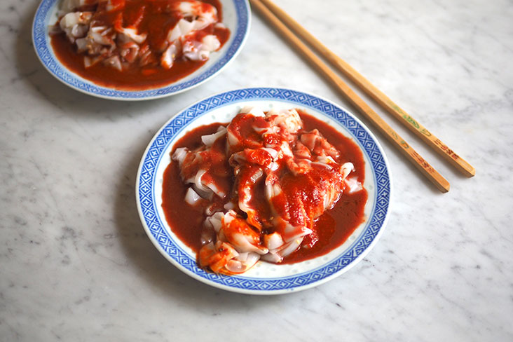 Their silky smooth 'chee cheong fun' is paired with a bright red sauce made from fermented bean paste