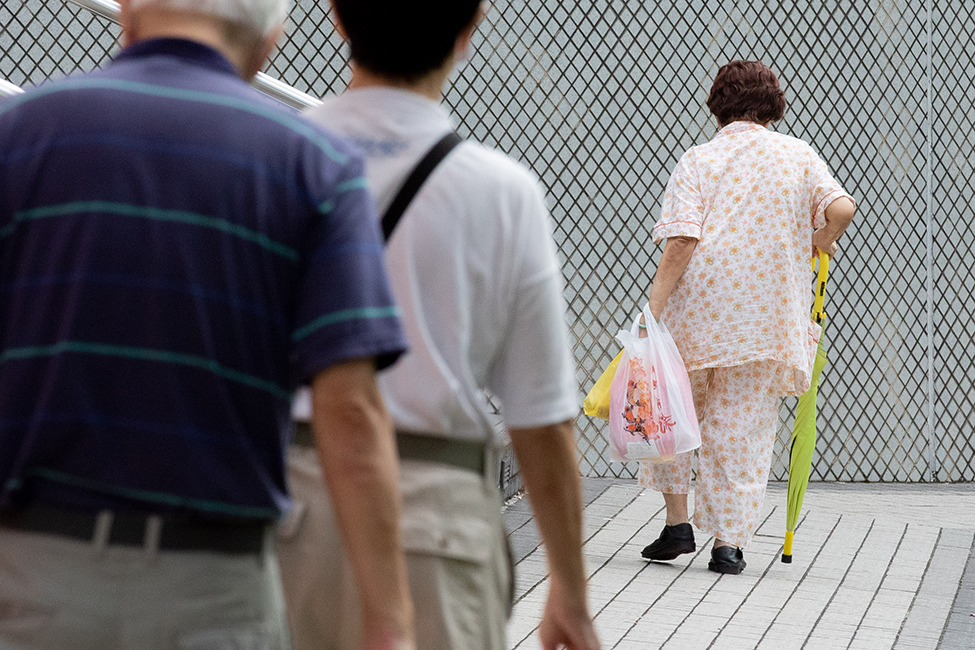 Some seniors said that they do not believe that vaccination is necessary for them since they rarely leave their homes and do not interact with many people. u00e2u20acu201d Photo by Ili Nadhirah Mansor for TODAYnn
