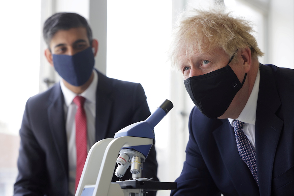 Britainu00e2u20acu2122s Prime Minister Boris Johnson and Chancellor of the Exchequer Rishi Sunak take part in a science lesson at King Solomon Academy in Marylebone, London, Britain, April 29, 2021. u00e2u20acu201d Reuters pic