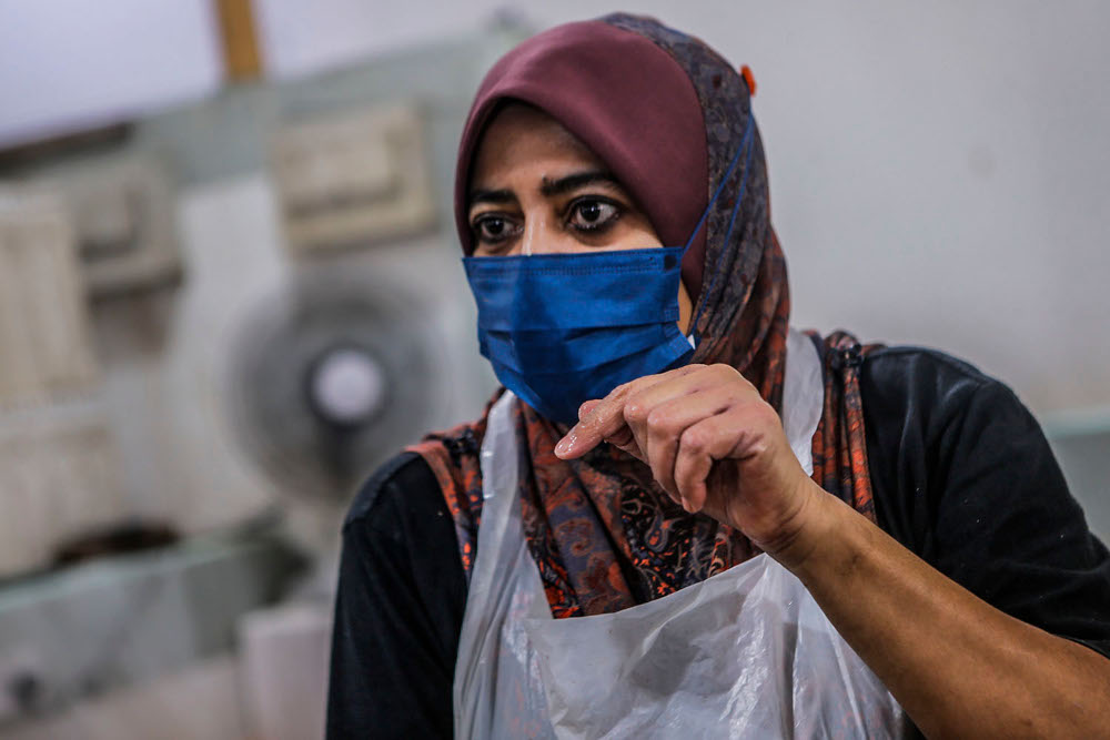 Meat vendor Sally speaks to Malay Mail during an interview at UTC Sentul July 2, 2020. — Picture by Hari Anggara