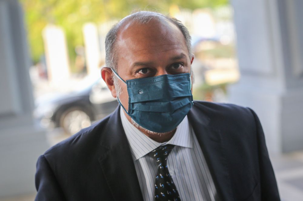 Lawyer Gobind Singh Deo arrives at the Kuala Lumpur High Court July 15, 2021. u00e2u20acu201d Picture by Yusof Mat Isa